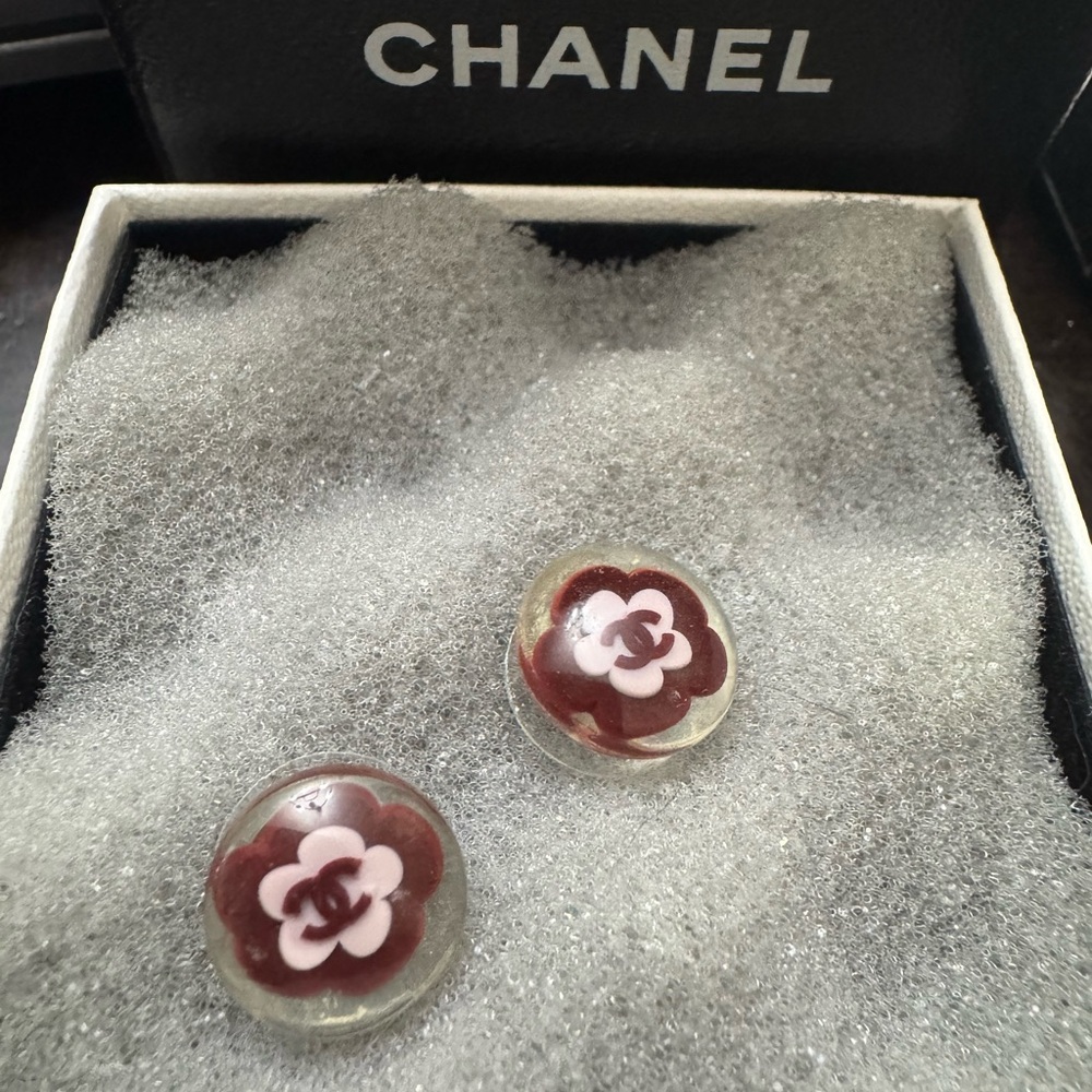 CHANEL Vintage, burgundy/pink resin CC flower logo stud earrings in box.